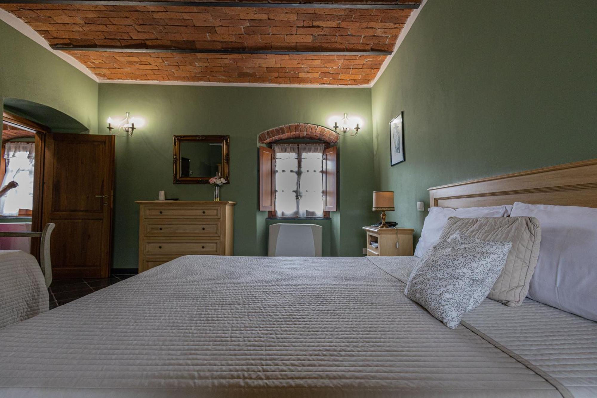 Albergo La Luna Sarzana Zewnętrze zdjęcie