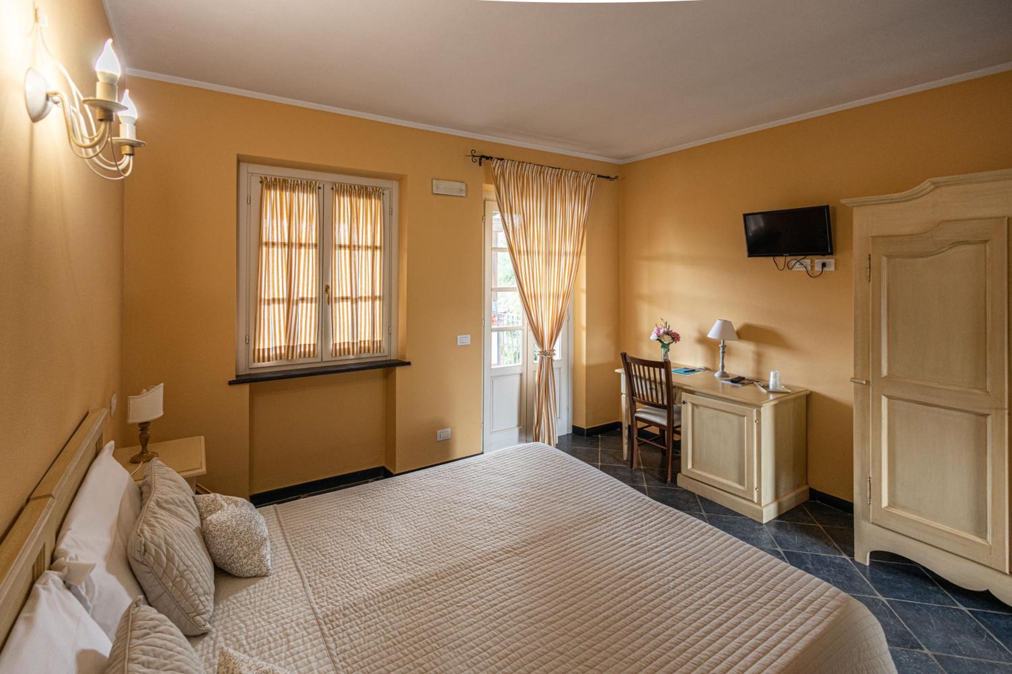 Albergo La Luna Sarzana Zewnętrze zdjęcie