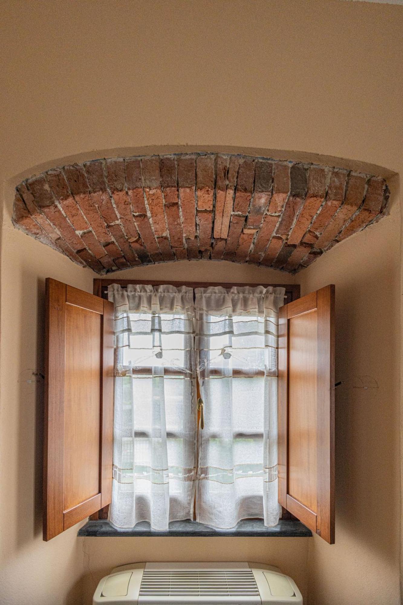 Albergo La Luna Sarzana Zewnętrze zdjęcie