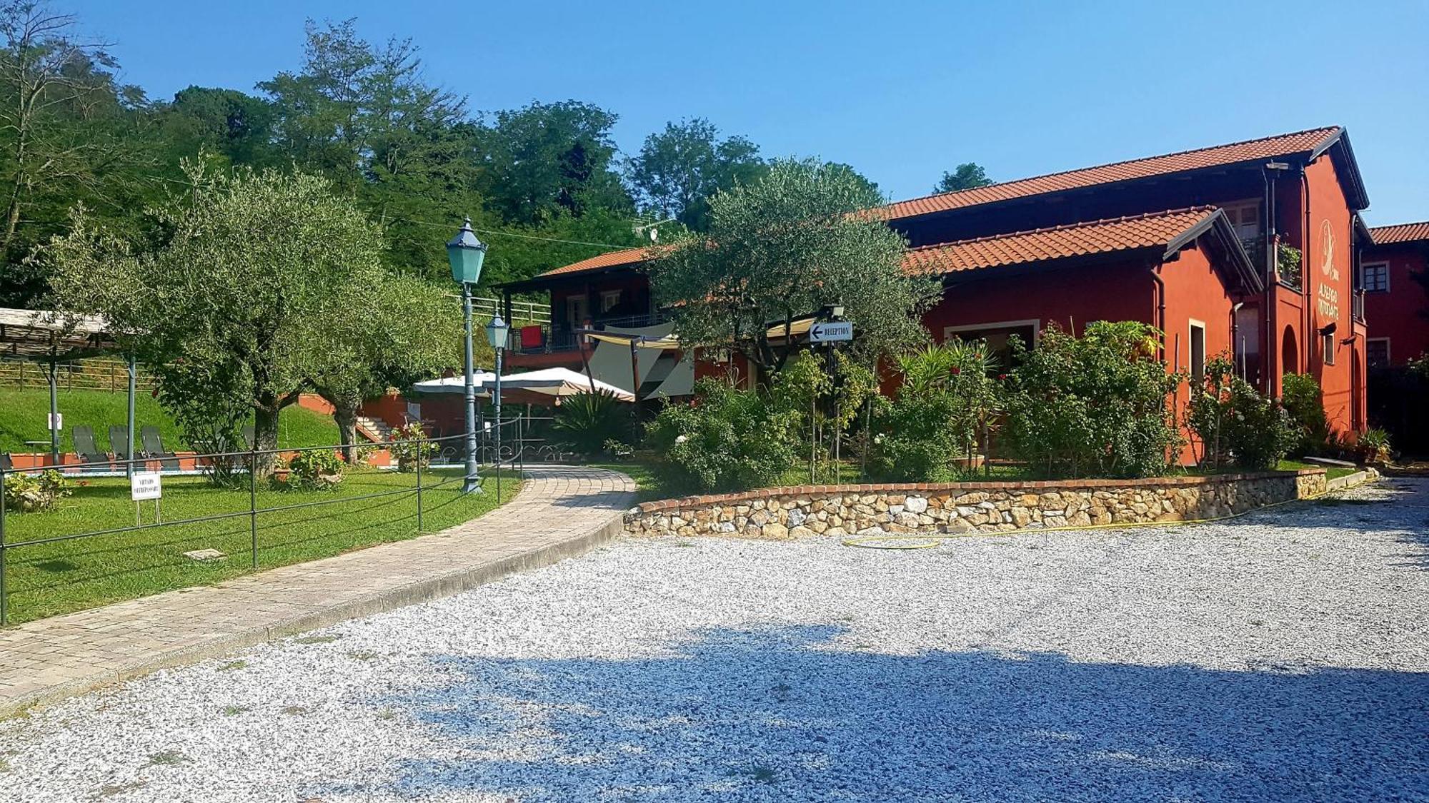 Albergo La Luna Sarzana Zewnętrze zdjęcie
