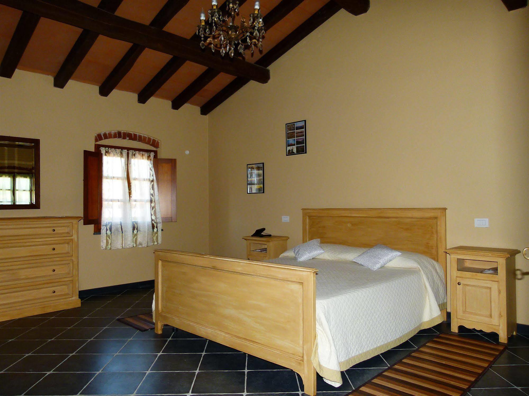 Albergo La Luna Sarzana Zewnętrze zdjęcie